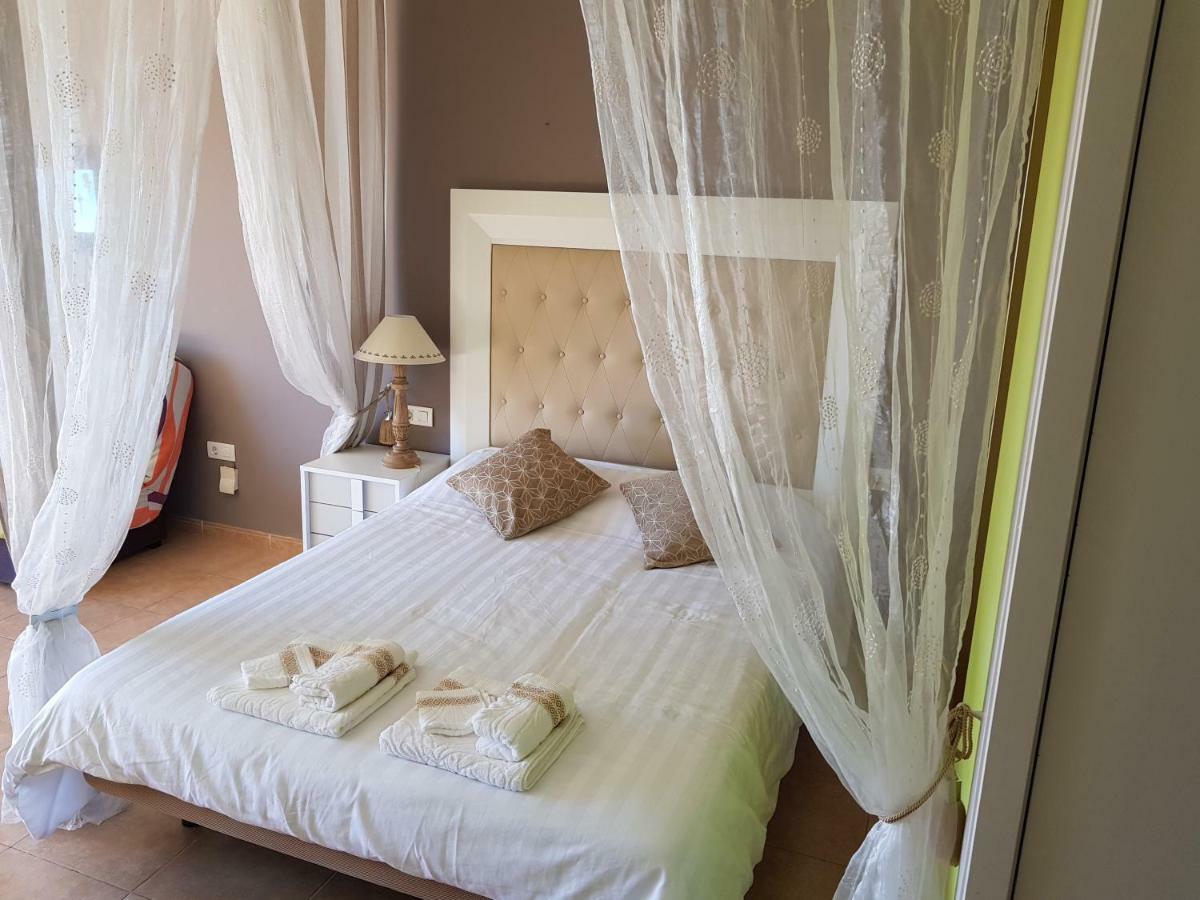 Bella Vista Apartment Л'Аметла де Мар Екстериор снимка